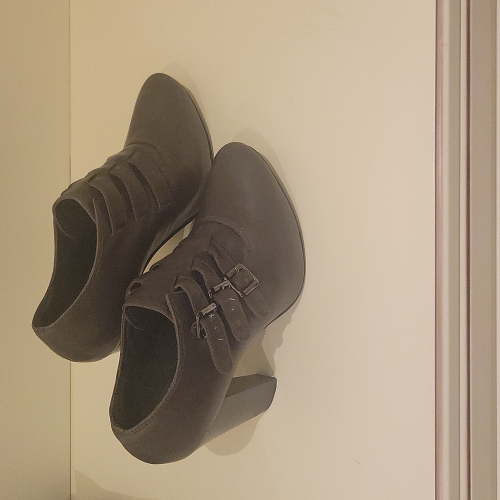 Women high heels